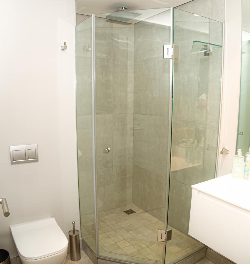16 On Bree Luxury Studio Apartment With City Mountain Views Le Cap Extérieur photo